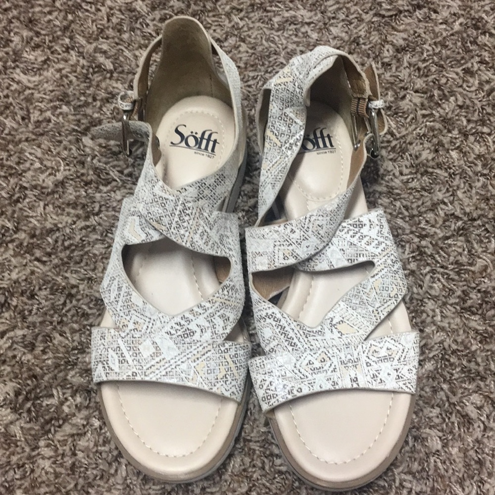 Women’s Sofft Shoes size 6.5